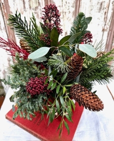 Festive Vintage French Vase Design