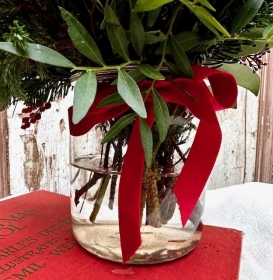 Festive Vintage French Vase Design