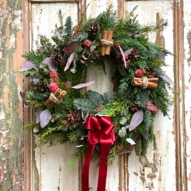 Scented festive wreath